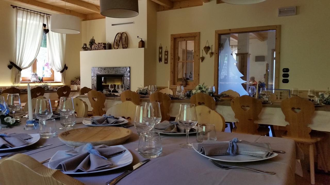 Albergo Chalet Abete Rosso Castello Tesino Esterno foto